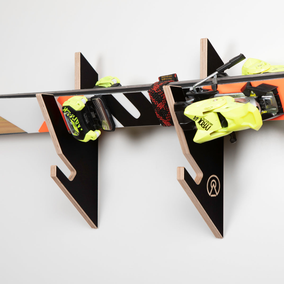 Best Freestyle Skiers - Freestyle Skis | Akurat Racks
