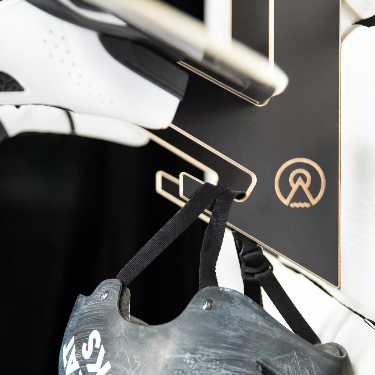 Wakeboard 2 rack storage - Wall Mounted | Akurat Racks