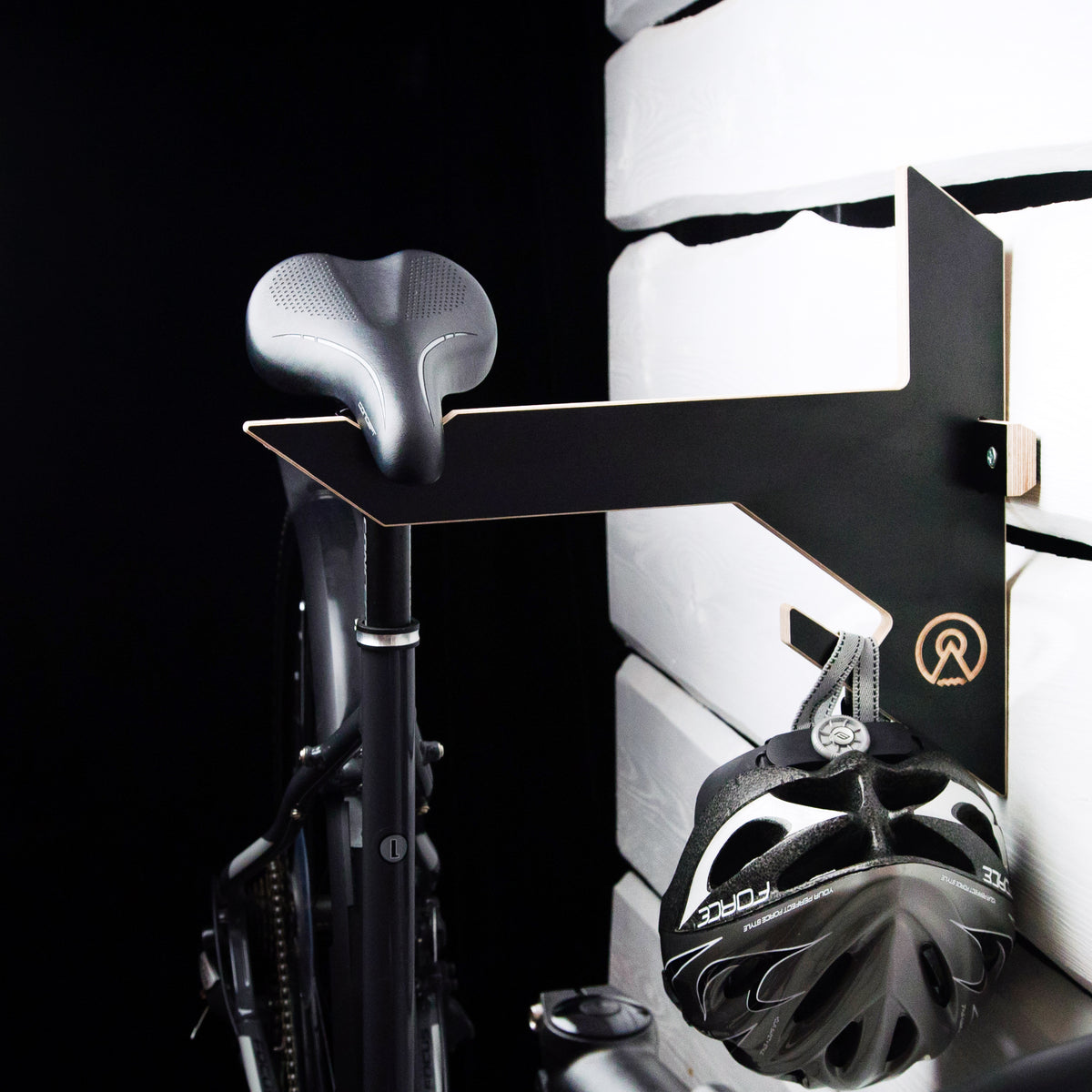 Horizontal Bike Storage Rack - Velo Seat One | AKURATRACKS 