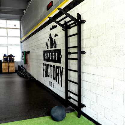 FITNESS WALL BY AKURAT