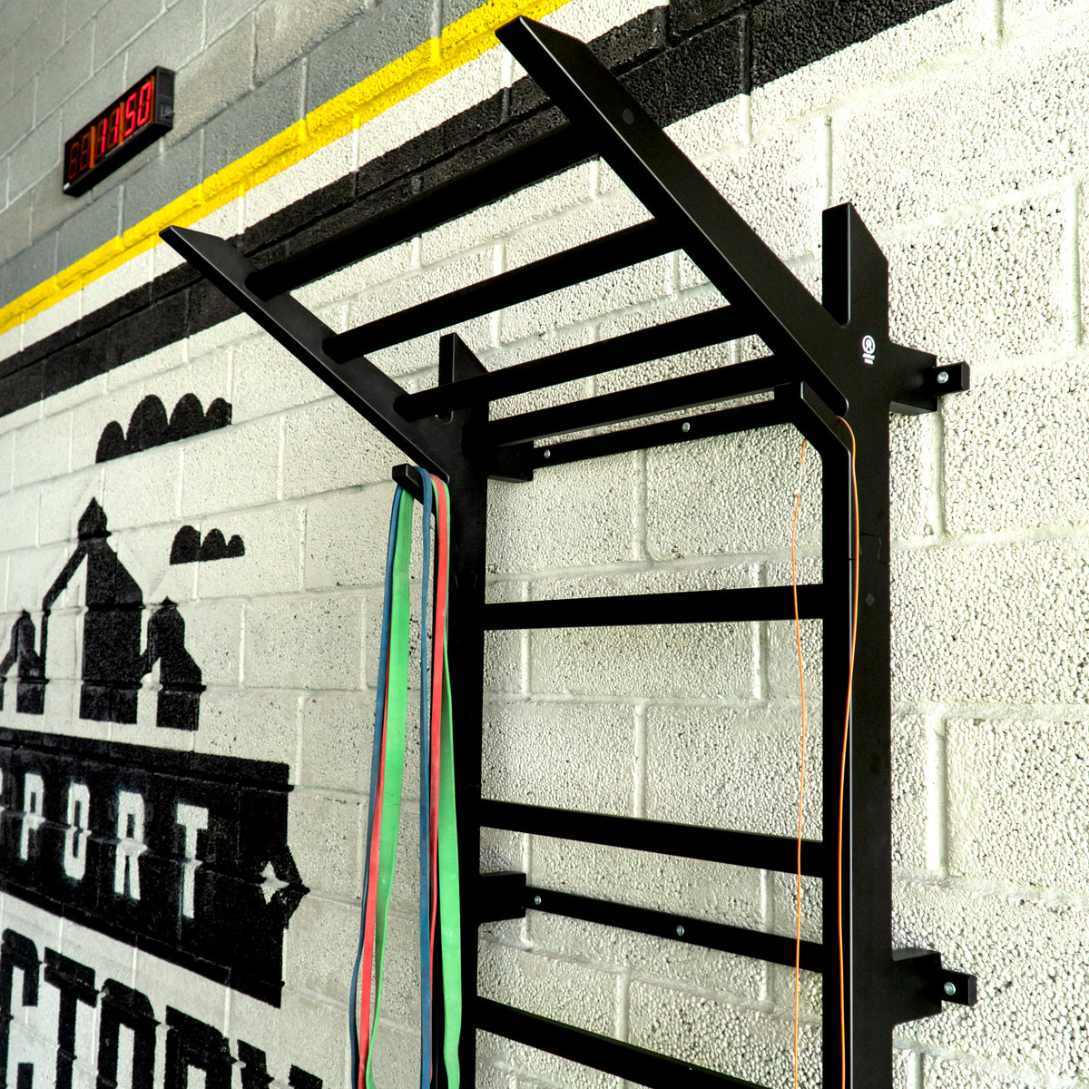 FITNESS WALL BY AKURAT